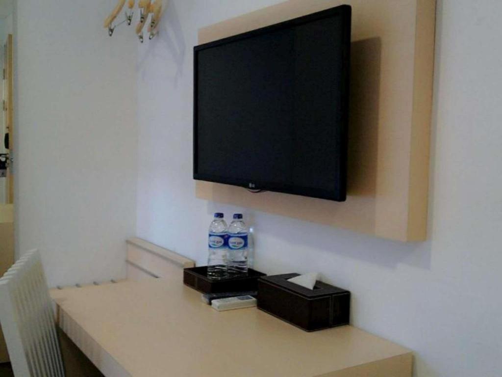 Hotel 88 Grogol By Wh Dżakarta Zewnętrze zdjęcie